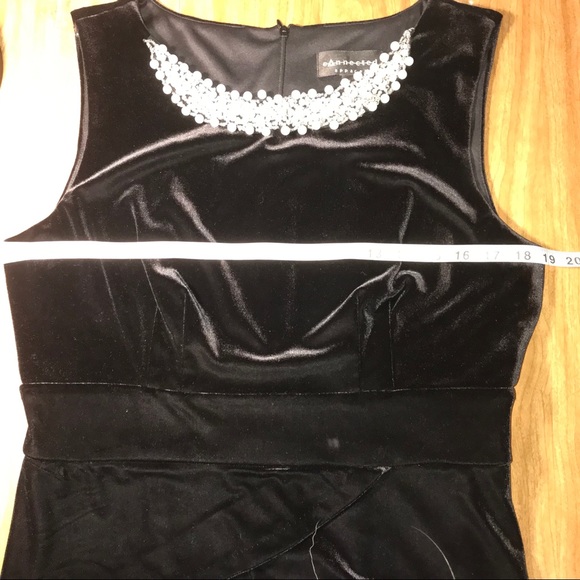 Vintage Black Velvet Evening Dress - Picture 7 of 10